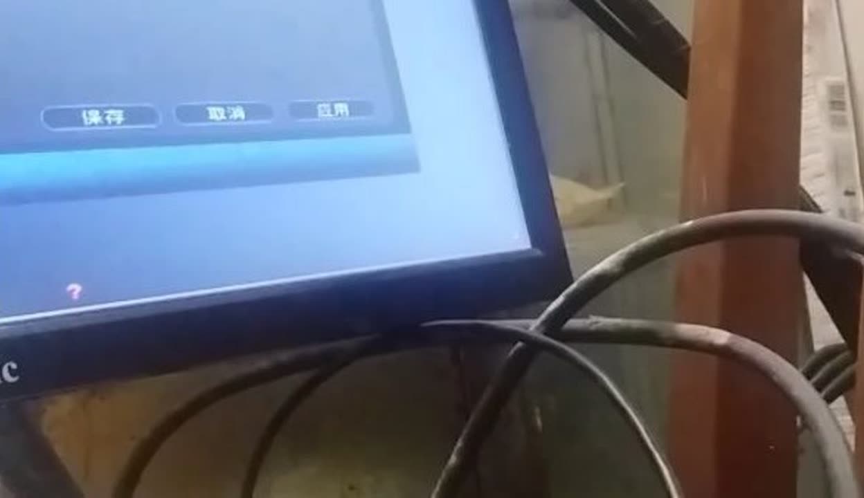 监控显示器不显示画面图片